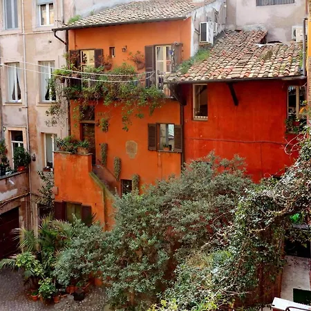 Pellegrino Apartment