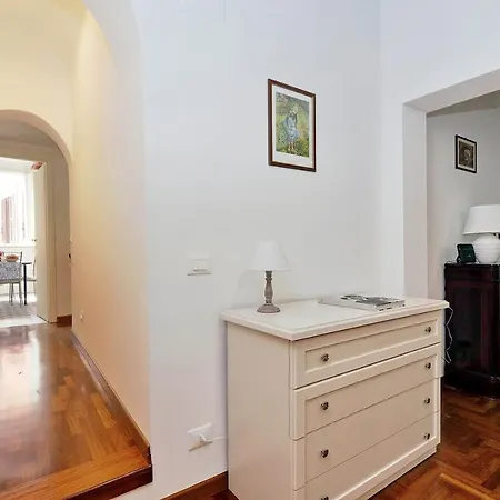 Pellegrino Apartment Rome